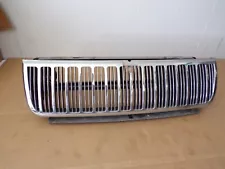 1992 1993 1994 Mercury Grand Marquis Front Grille Assembly OEM (For: 1992 Mercury Grand Marquis)