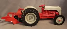 ERTL Ford 8N Tractor w/ Dearborn Plow Special Edition 1/16 #841 VTG 1987