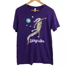 Shinyribs Women’s Graphic Tee Size Medium Albino Gator Blowing Bubbles SS Purple