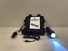 Shadowhawk Tactical Striking Telescopic Flashlight X800,case, Accessories