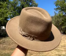 Tan Wide Brim Hat (women’s)