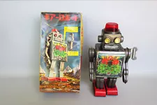 Rare Horikawa Gear Robot with Original Japanese Box, works well