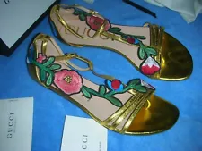 Authentic GUCCI Nappa Silk Flat Leather Thong Sandal Size 8.5 Gold with Flowers