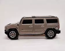 New Listing2003 Maisto Hummer H2 in Metalflake Silver ***** NEAR MINT ***** Free Shipping