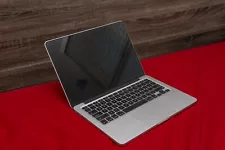 Apple MacBook Pro 2014 13" 128GB  (NEW BATTERY)