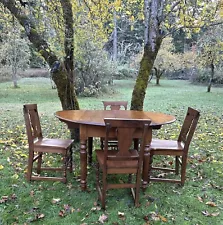 19th Century Farmhouse Style kitchen Table And Chairs