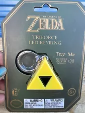 The Legend of Zelda Triforce Led Key Ring.*S14