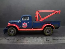 Greenlight 1950 Dodge Power Wagon wrecker tow truck GULF (old style)