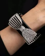 STUNNING 2017 Chanel Art Deco Black & White Crystal Cuff Bracelet