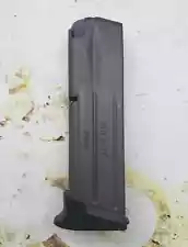 Sig Sauer SP2022 10-Rounds 9mm Factory Magazine