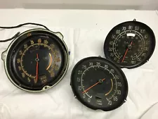 Various C3 Corvette Gages, Clocks, Speedo, Tachs For Parts