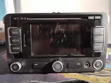 Volkswagen Jetta Passat AM FM CD navigation radio 1K0 035 274D