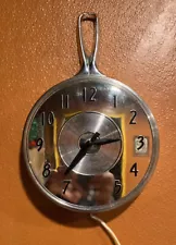 Vintage Hanging Chrome Frying Pan KITCHEN WALL CLOCK Tested & Works Well