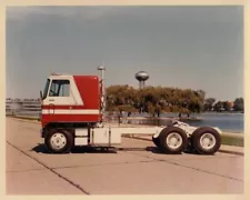 1972 GMC Truck Astro 95 Cabover Factory Press Color Photo 0114