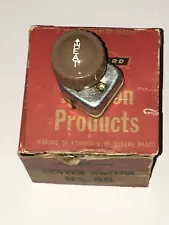 NOS 12V Dashboard Heater Switch, Vintage Dash Heat Accessory