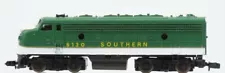 Life Like 7749 N Southern EMD F7 Diesel Locomotive #6130 EX