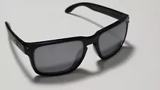 Oakley Men's OO9102 Holbrook Prizm Matte Black Sunglasses READ!