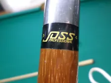 JOSS GOLD LETTER PROFESSIONAL, NICK VARNER WORLD CHAMPION, 20 OZ CUE STICK