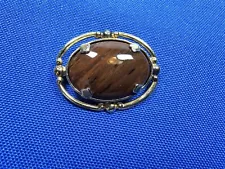 GRANDMA GRABE'S BEAUTIFUL VINTAGE GOLD TONE BROWN BEAD BROOCH