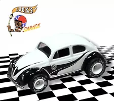 Hot Wheels VW Bug Black White Real Riders Mystery Car 2005 Volkswagen Beetle