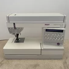 PFAFF Creative 1473 CD Sewing Machine with Creative Designer Attachment Pedal