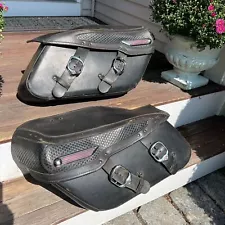 Two Harley Davidson Road King Classic OEM Motorcycle Saddlebags Preowned