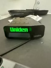 Uniden R7 Long Range Radar Detector - Black