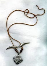 VINTAGE ~ NAVAJO BUFFALO STONE STERLING & RAW HIDE CORD NECKLACE (j)