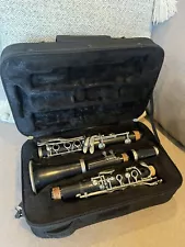 Clarinet Clean & Shiny With Carrying Case