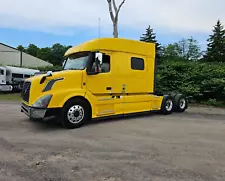 2015 VOLVO VNL TRACTOR