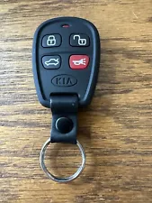 OEM 2004 -2006 Kia Spectra keyless Entry remote FCC ID: OSLOKA-630T EXCELLENT (For: 2006 Kia Spectra)