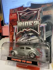 Chopped VW Bug Volkswagen Beetle Silver Maisto G Ridez 1'/64 Urban Diecast #A9