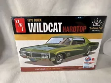 AMT 1970 Buick Wildcat Hardtop 1/25 Scale Plastic Model (NIP)