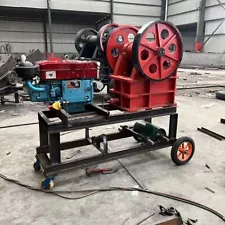 150*250 mobile jaw crusher with 12hp diesel engine