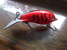 Custom Painted USA Made Fred Arbogast Mudbug,Model G20,Texas Red, Silent