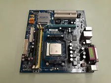 Gigabyte GA-M61PME-S2P Socket AM2+ Motherboard / SDH1200IAA4DE / 1x2GB 1x1GB