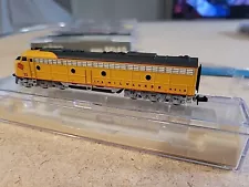 N Scale Locomotive For Sale. Life-Like Milwaukee Road Model #7196 Engine #33