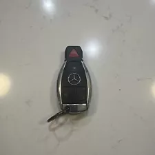 2017-2019 MERCEDES BENZ CLA CLASS CLA250 SMART KEY FOB KEYLESS ENTRY REMOTE OEM