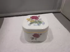 GERMAINE MONTEIL Porcelain Square Bulgarian Rose Jewelry/Trinket Flowers Japan