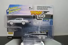 JOHNNY LIGHTNING TOW & GO 1980 MONTE CARLO & BASS BOAT WHITE LIGHTNING NM CARD!