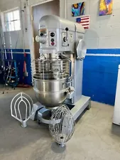 Hobart H600T 60 Quart Qt Mixer W/ 3 Tools And Bowl Dolly