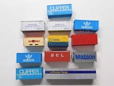 HO SCALE LOT OF (12) INTERMODAL SHIPPING CONTAINERS FOR MODEL TRAIN LAYOUT