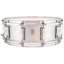 Ludwig Classic Maple 5x14 Snare Drum - Silver Sparkle