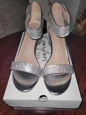 Women's Cato Silver Rhinestone Open Toe Ankle Strap Wedge Heel Size 8 NIB!! SALE