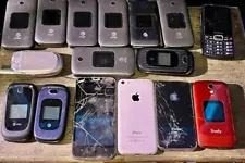 16 Lot Assorted Cell Phones For Scrap or Gold Samsung AT&T Apple Live!y Kyocera