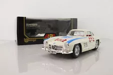 Burago 3015; 1954 Mercedes-Benz 300SL; White, RN452; Excellent Boxed