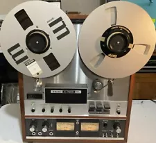 Near Mint TEAC 7010 SL Reel-to-Reel Tape Player / Recorder w/ TZ-610 Hubs