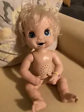 BEAUTIFUL 2006 HASBRO ORIGINAL INTERACTIVE BABY ALIVE DOLL WITH SOFT FACE