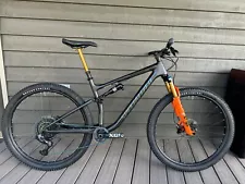 New ListingSpecialized Epic Evo Large 29er Fox Rock Shox DT Swiss Sram AXS