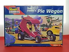 REVELL 85-2498 TOM DANIEL'S PIE WAGON CAR KIT, NEW, OB